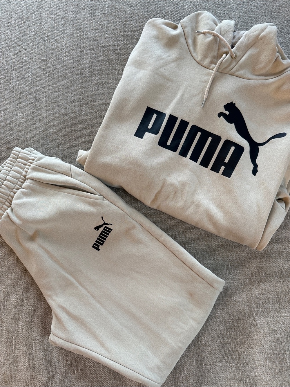 PUMA Men’s Essentials Logo Hoodie & Sweatpants Set Cream XL